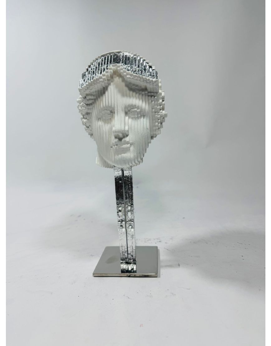 Thologiny (Venus Silver Mask)