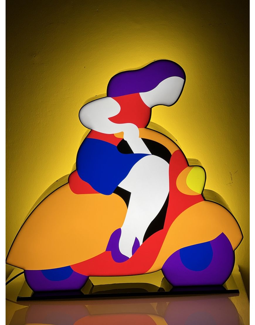 Vespa (light sculpture)