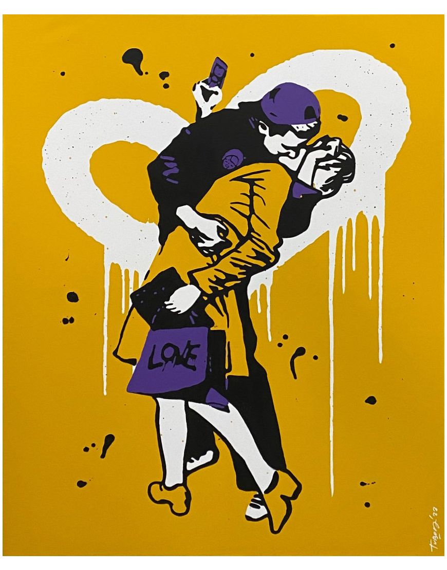 Influencer Kiss