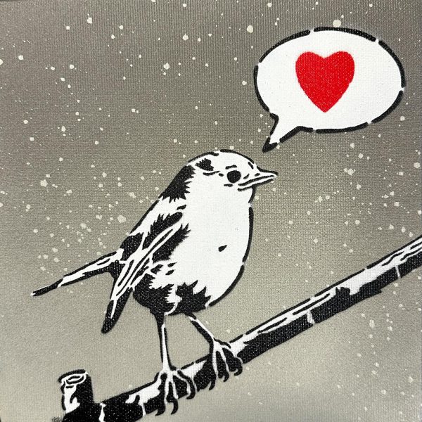 Free as a bird - grey snow