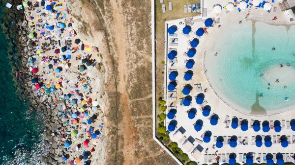 Beach & Pool