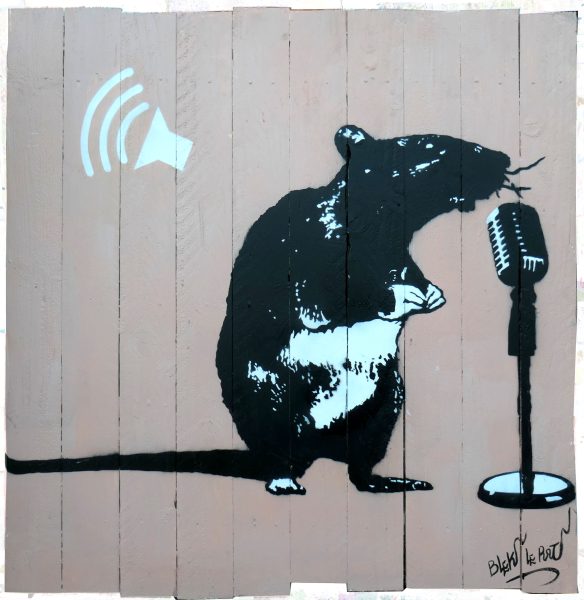 The Crooner - Large