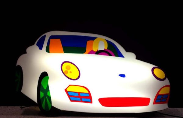 Porsche bianca (light sculpture)