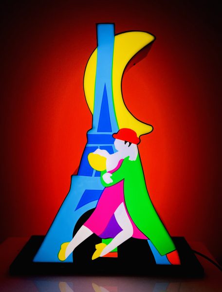 Ballerini sotto la Torre Eiffel (Light Sculpture)