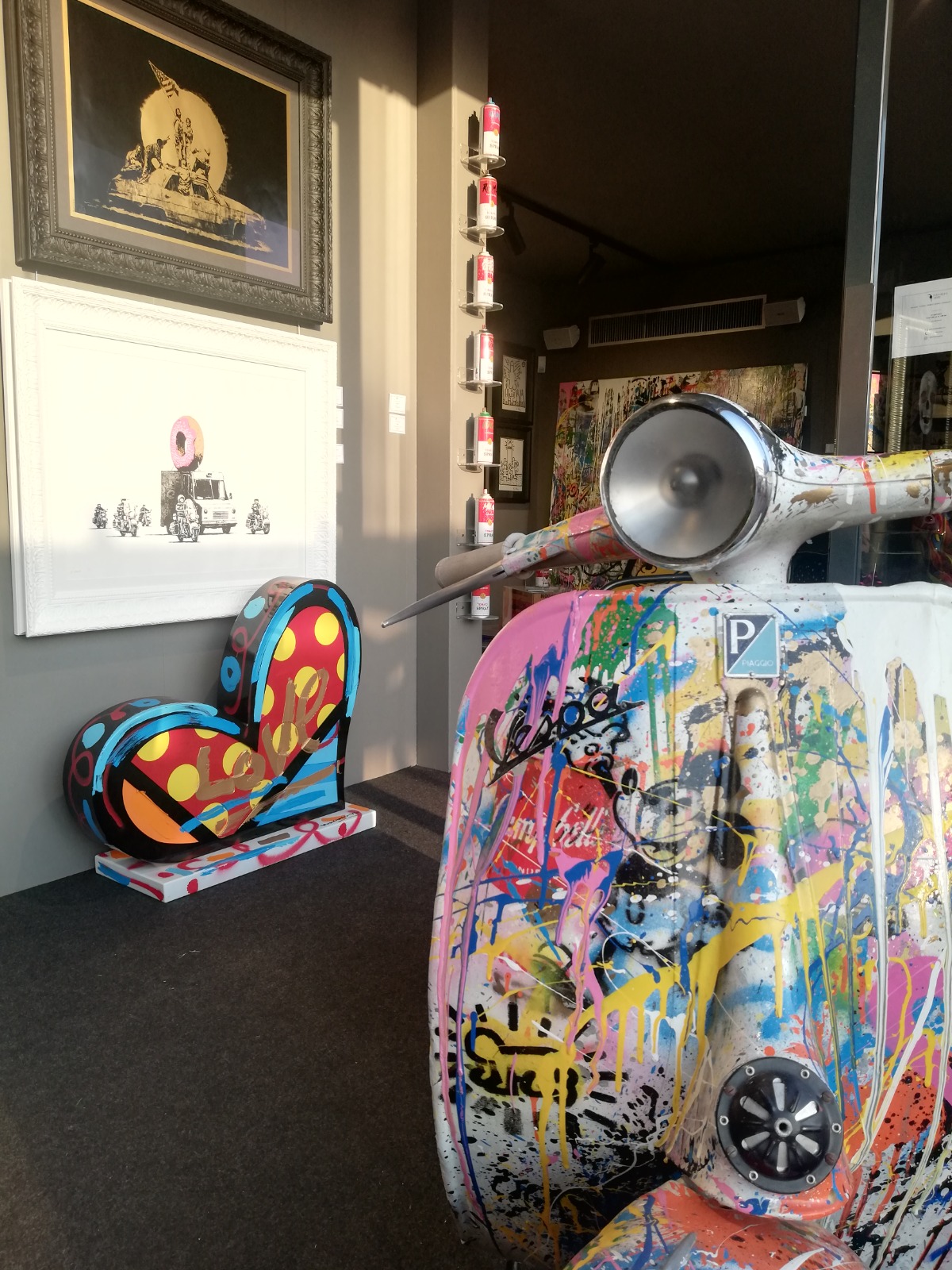 Deodato Arte - Porto Cervo Waterfront - Mr. Brainwash - Romero Britto